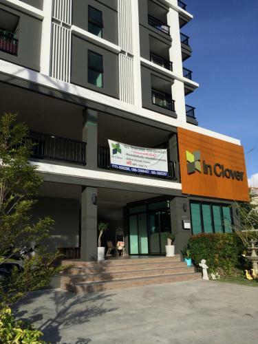 Hotel In Clover