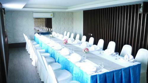 Grand Ratchapruek Hotel