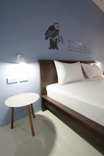 Hotel Eazy Motel B.a.n.g.n.a