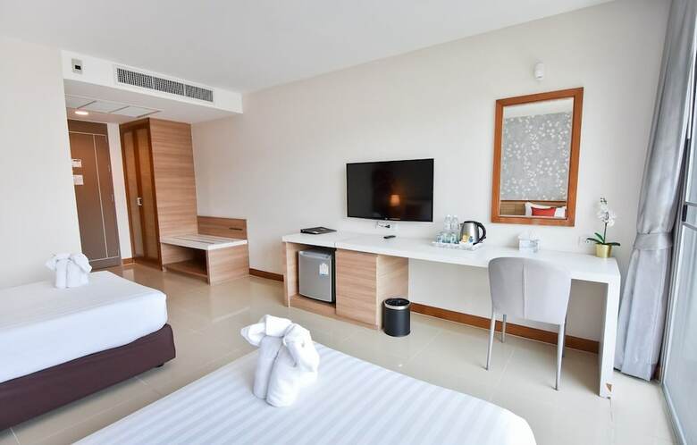 Srivaree Pavilion Hotel And Training Center