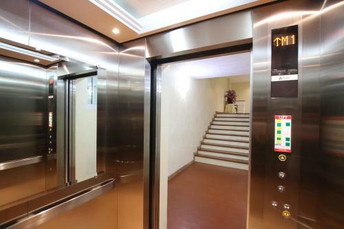 Hotel Amphawaree