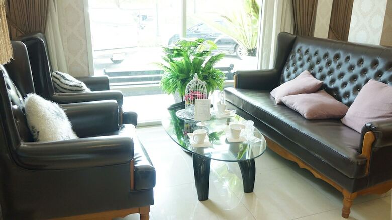 Westgate Residence Hotel