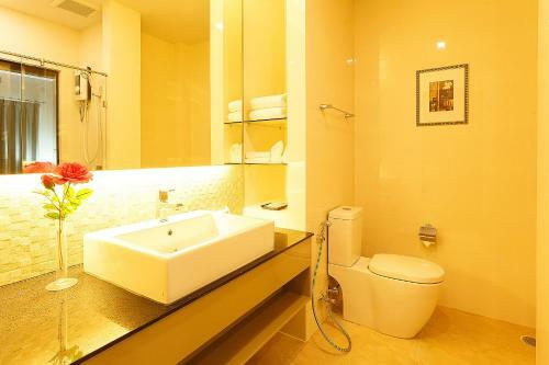 Green Point Residence Hotel