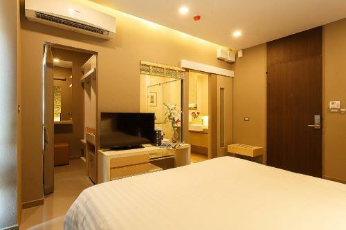 Green Point Residence Hotel