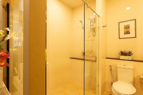 Green Point Residence Hotel