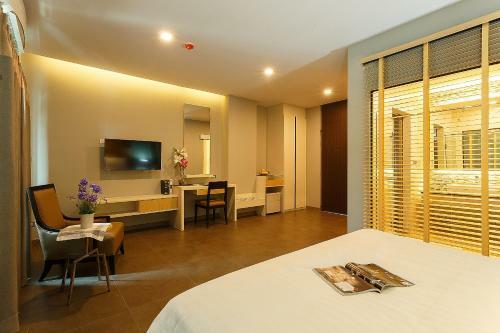 Green Point Residence Hotel