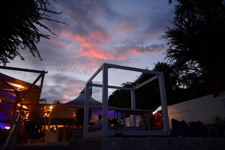 Hotel Sanae Beach Club