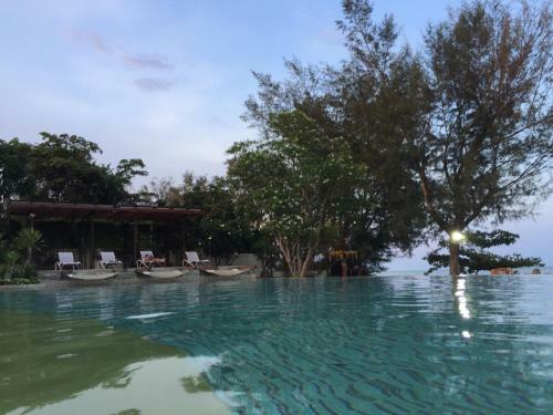 Apartamento Away Baan Nub Kluen Beach Front