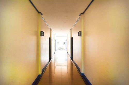 Hostal Oyo 570 Seaside Hua Hin