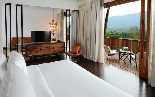 Hotel Boribot Pool Resort