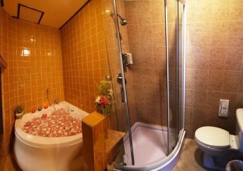 Hotel Phuwanalee Resort