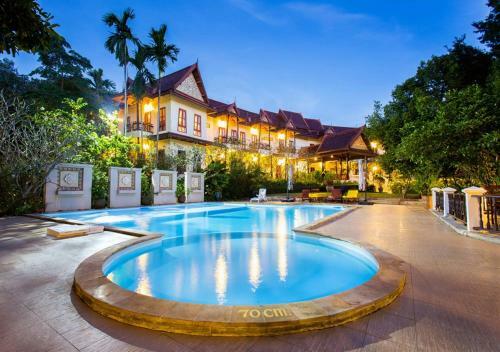 Hotel Phuwanalee Resort