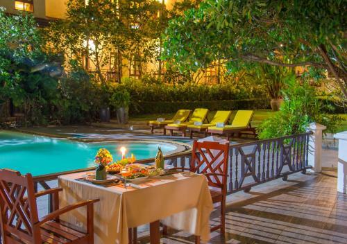 Hotel Phuwanalee Resort