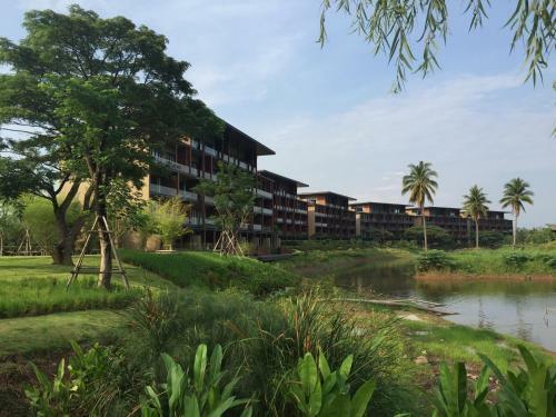 Hotel Atta Lakeside Resort Suite