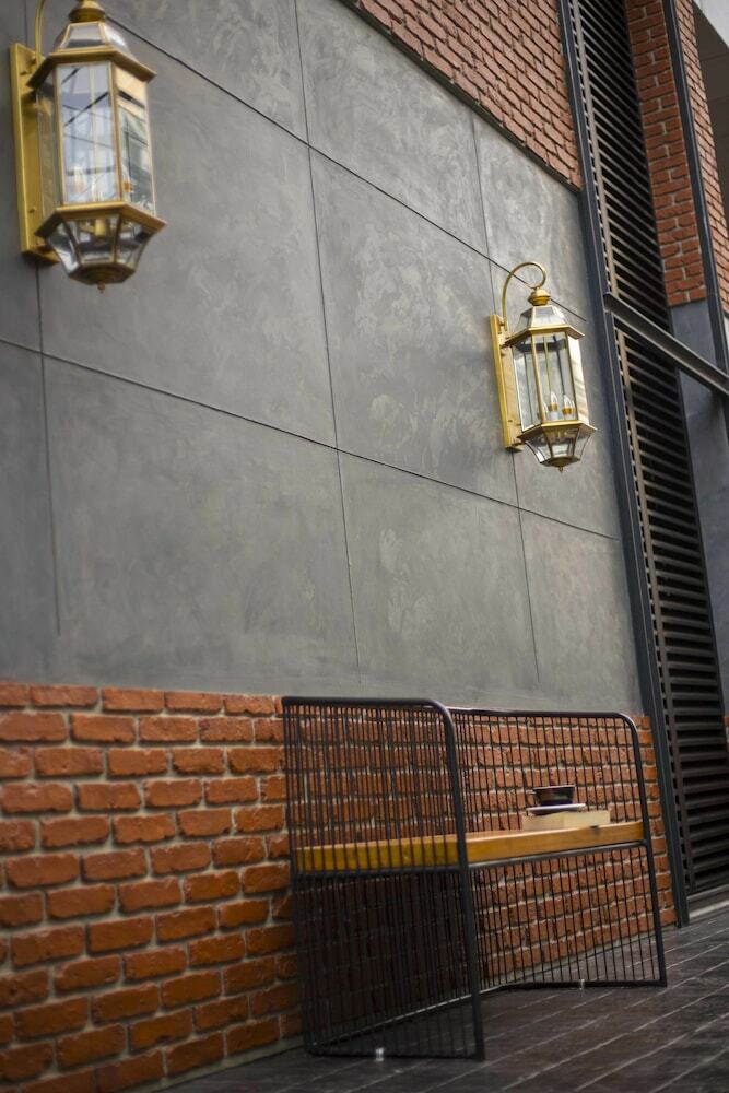 Ratchada Boutique Hotel