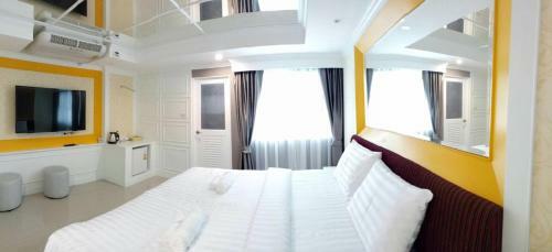 Hotel Nava Grand