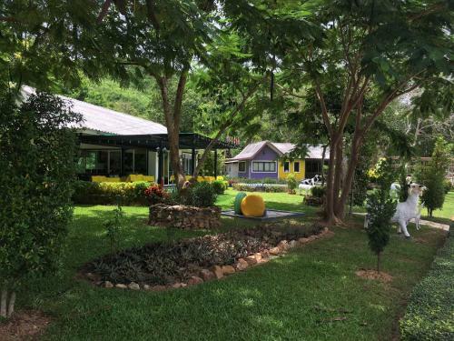 Hotel Baanraisooksangchan