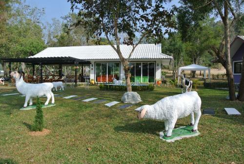 Hotel Baanraisooksangchan