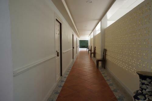 Hotel Srinaka