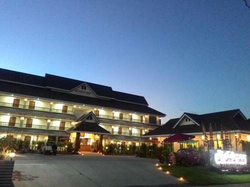 Sawadeelanna Hotel