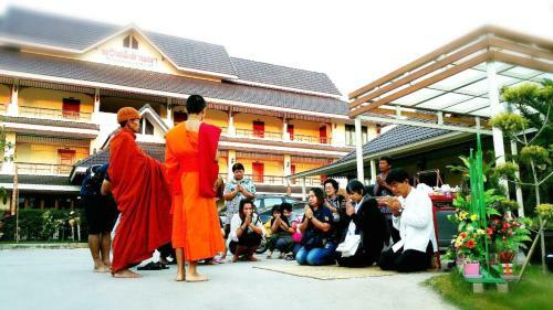 Sawadeelanna Hotel