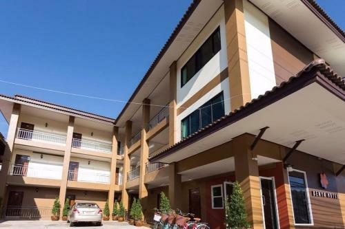 Benya Hotel