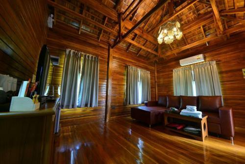 Hotel Doithinnan Resort
