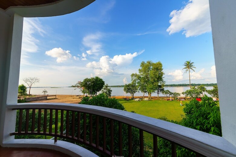 Vieng Khong Hotel