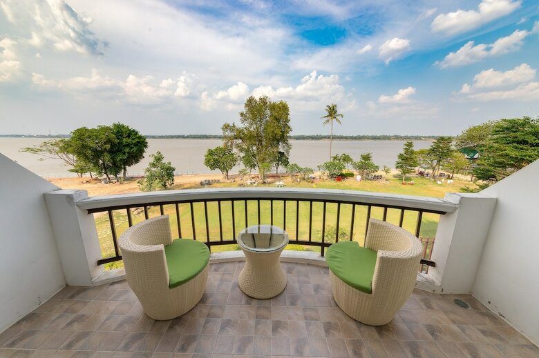 Vieng Khong Hotel