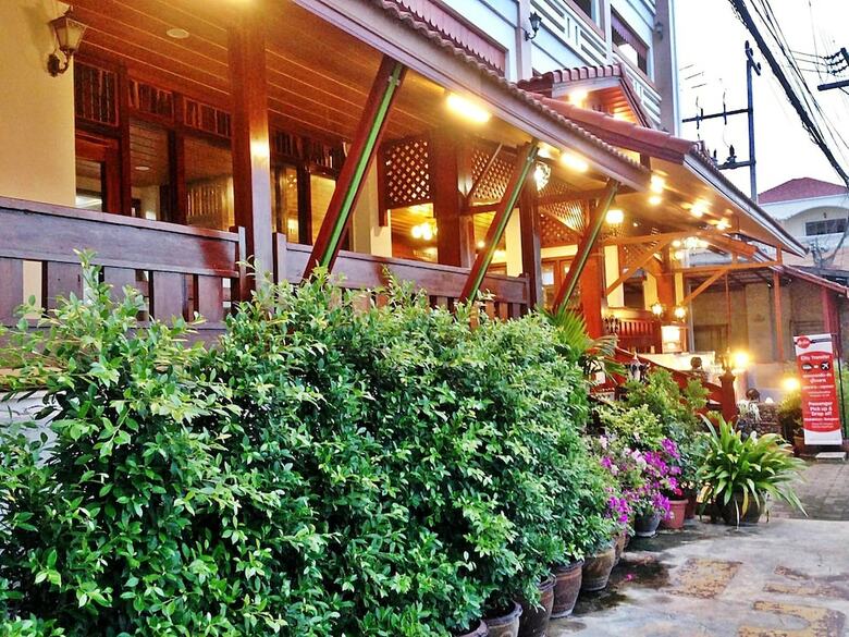Riverfront Hotel Mukdahan