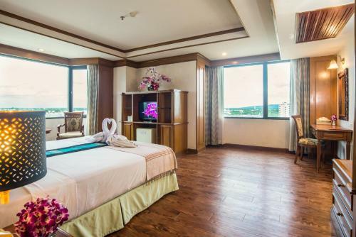 Mukdahan Grand Hotel