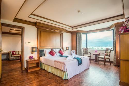 Mukdahan Grand Hotel