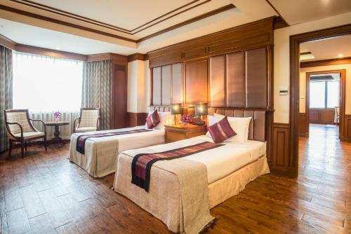 Mukdahan Grand Hotel