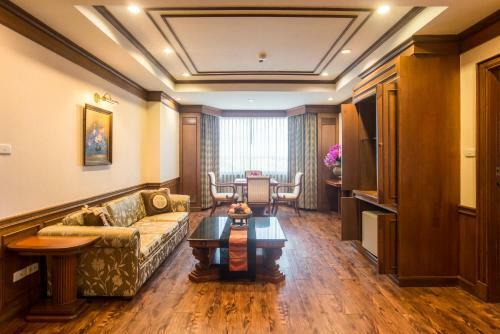 Mukdahan Grand Hotel
