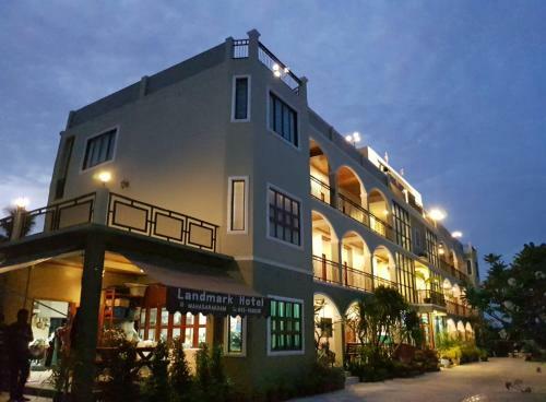 Hotel Landmark Maha Sarakham