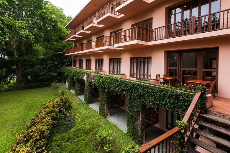 Hotel Riverhouse Resort
