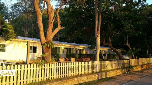 Hotel Baansukhita