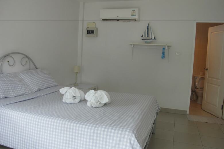 Hotel Charlie's Bungalows