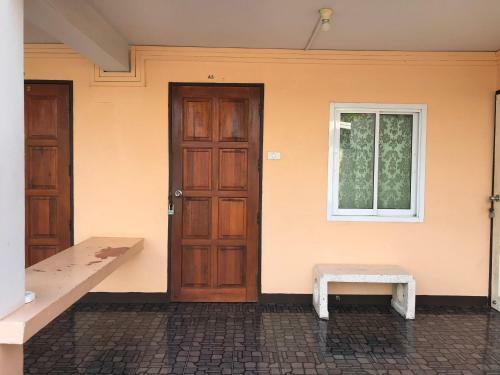 Hotel Rubtawan Sichang Resort