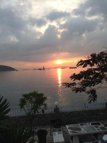 Hotel Rubtawan Sichang Resort
