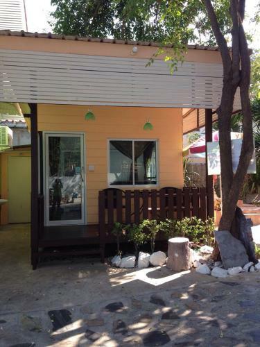 Hotel Rubtawan Sichang Resort