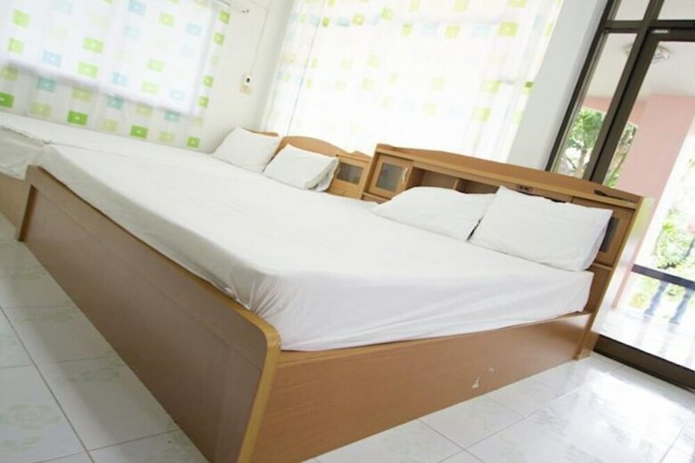 Hotel Chaiwat Resort