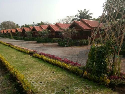 Hotel Ploenura Resort Laemsing
