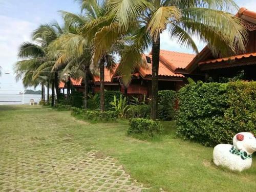 Hotel Ploenura Resort Laemsing