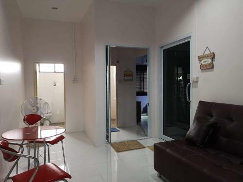 Hotel Baan Sabaijai Resort