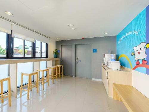 Hotel Hop Inn Surin