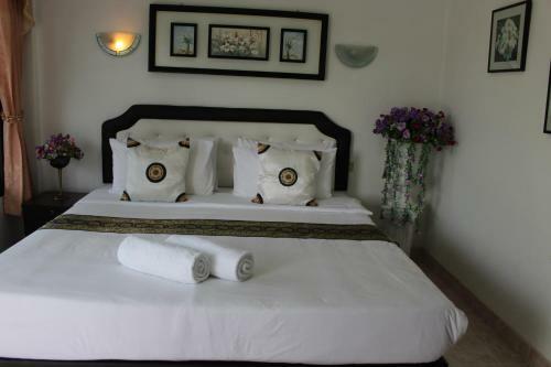 Hotel White Elephant Resort