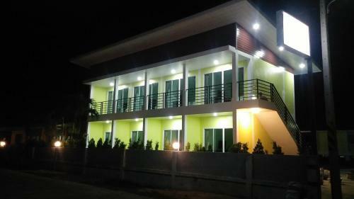 Hotel Thipburee Resort