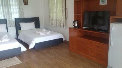 Hotel Thipburee Resort