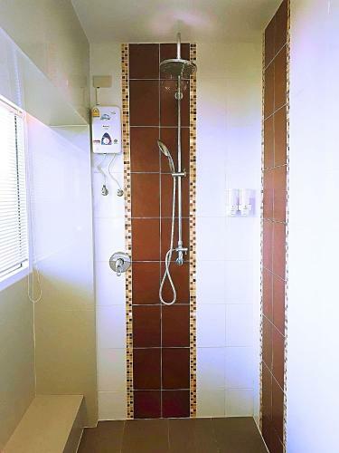 Hotel Grand Charoonrat Apartment